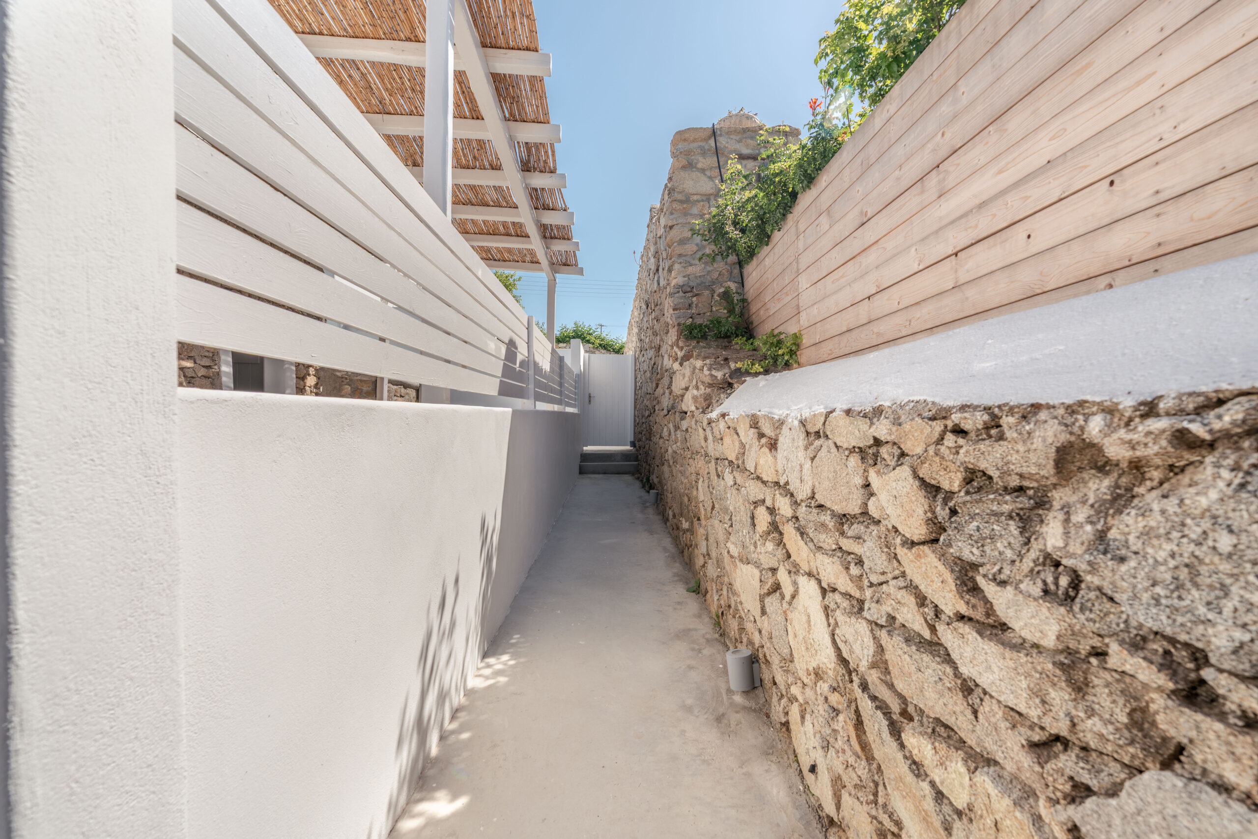Monocle Homes - CASA BO DOVE