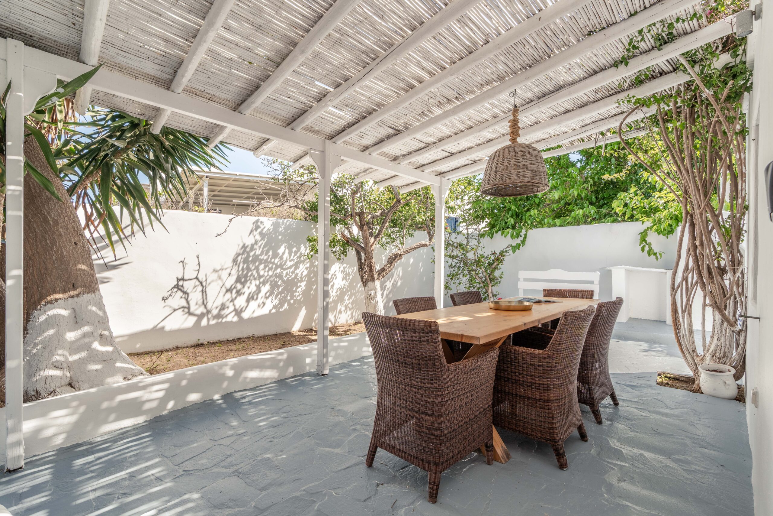 Monocle Homes - CASA BO DOVE