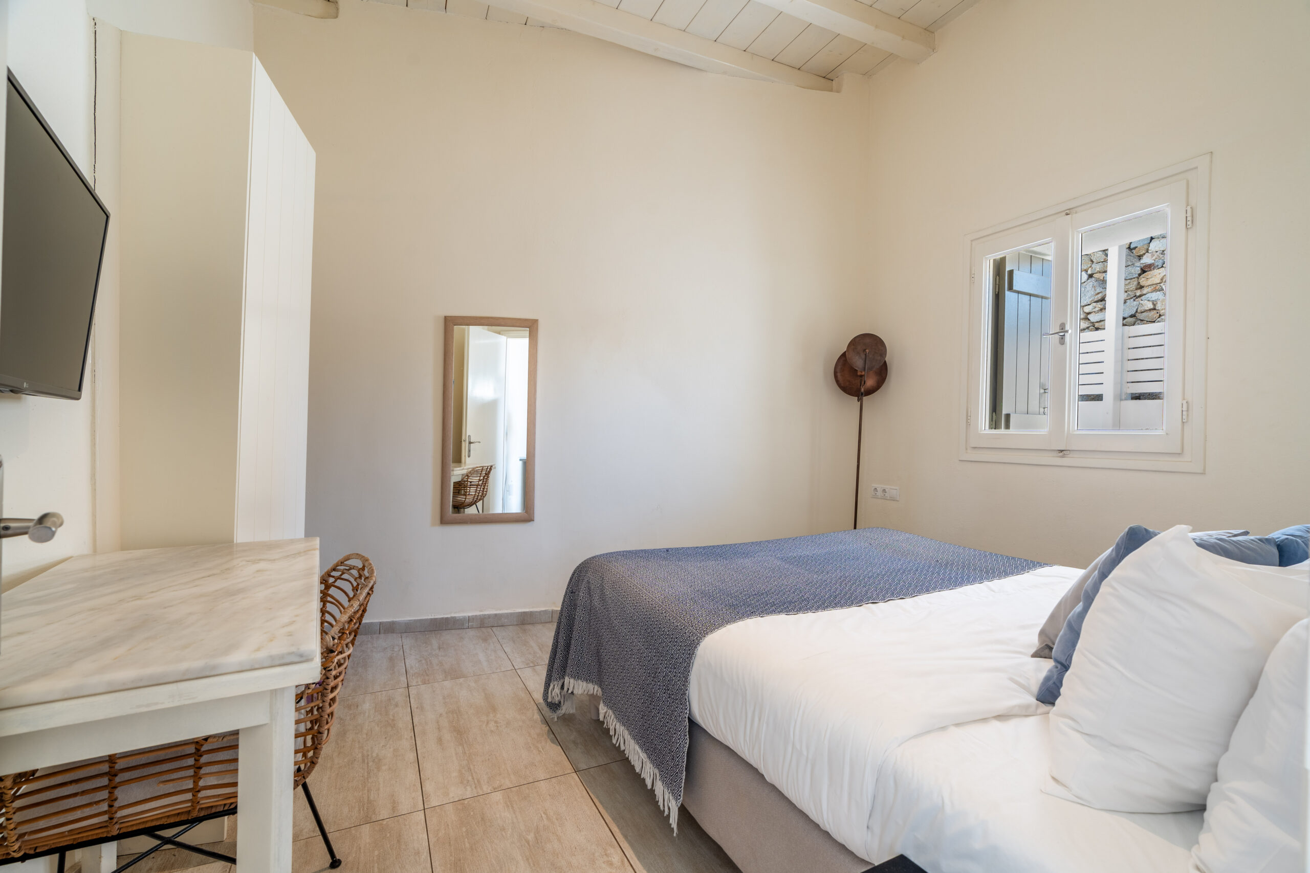 Monocle Homes - CASA BO