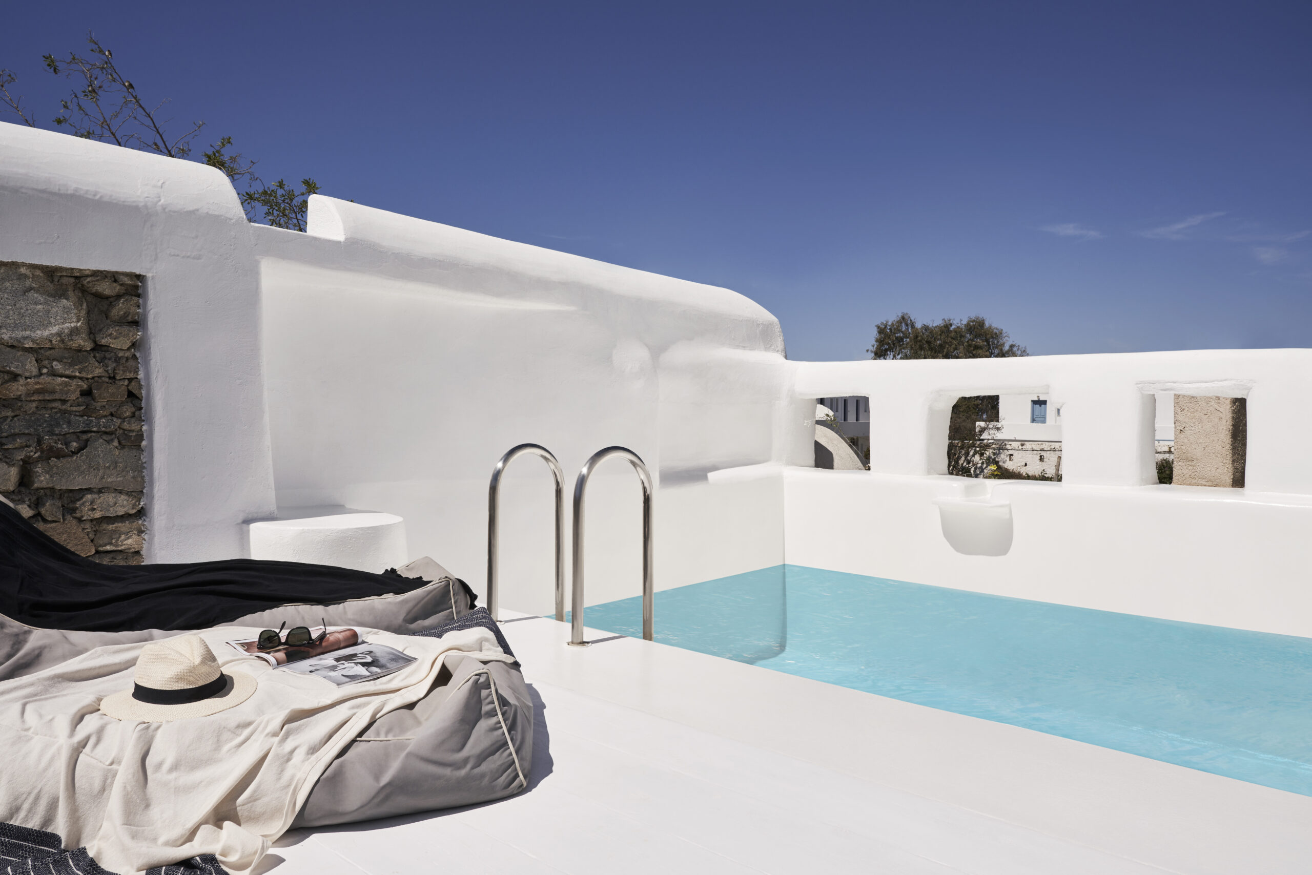Monocle Homes - CASA BO